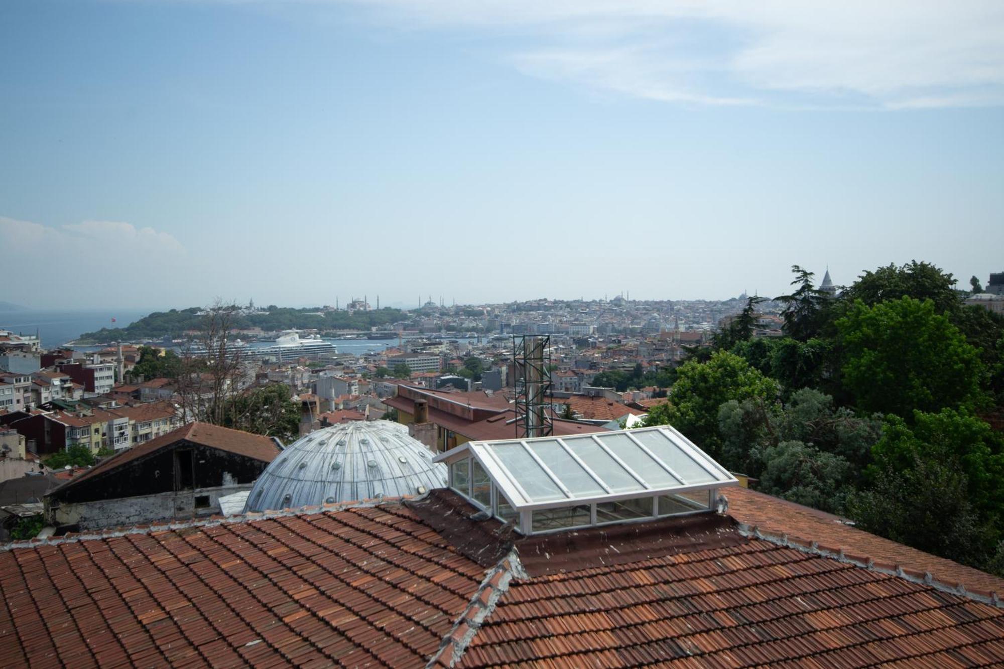 Iq Hotel Galatasaray Istanboel Buitenkant foto